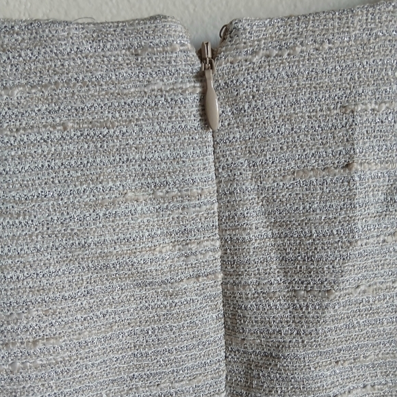 NWT Banana Republic Beige Peplum Top Size 14 Sleeveless - Picture 9 of 10